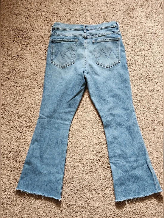 MOTHER The Weekender Fray in Glow Up Light Wash Flared Stretchy Ladies 30 EUC - Picture 5 of 11